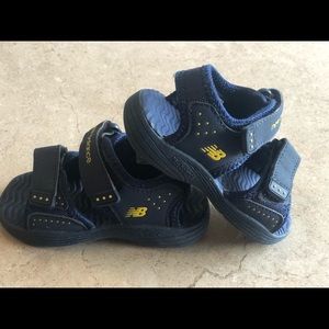 new balance baby sandals